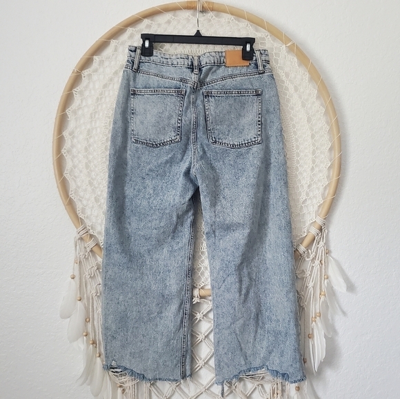 Avec Les Filles Distressed Wide Leg High Rise Cropped Jean Size 28 - Picture 4 of 12